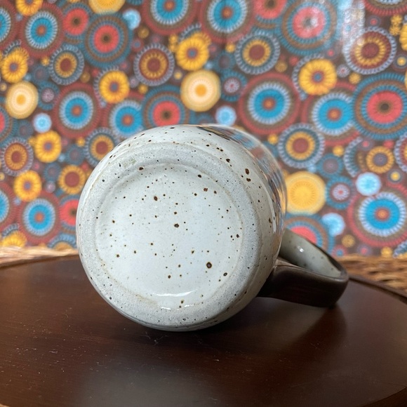 Vintage Floral Speckled Stoneware Mug | Retro Yellow Orange Daisy Ceramic Cup - Picture 5 of 6